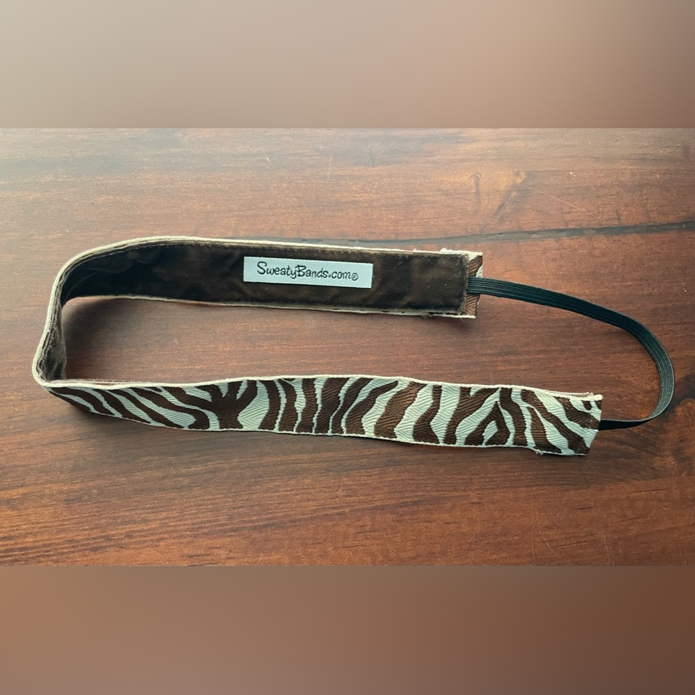 Sweaty Bands non-slip headband